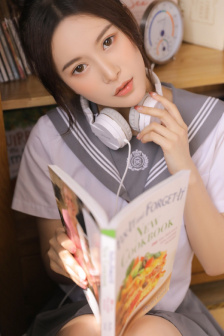 中文精品卡1卡二卡3卡四卡